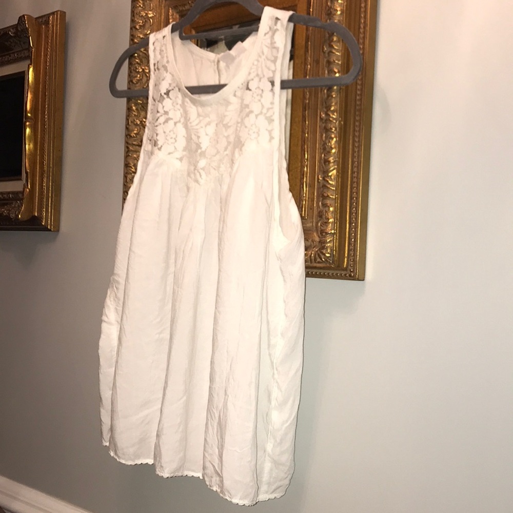 Melrose & Market white tank